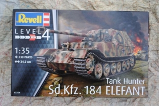 Revell 03254 Sd.Kfz.184 ELEFANT Tank Hunter